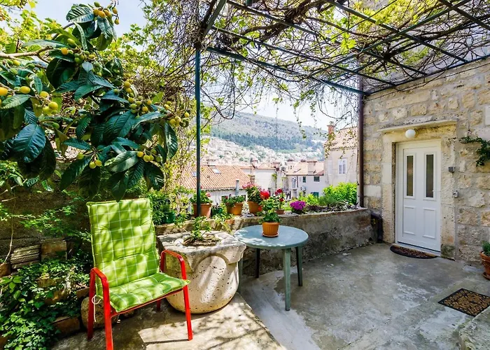 Old Town Green Oasis